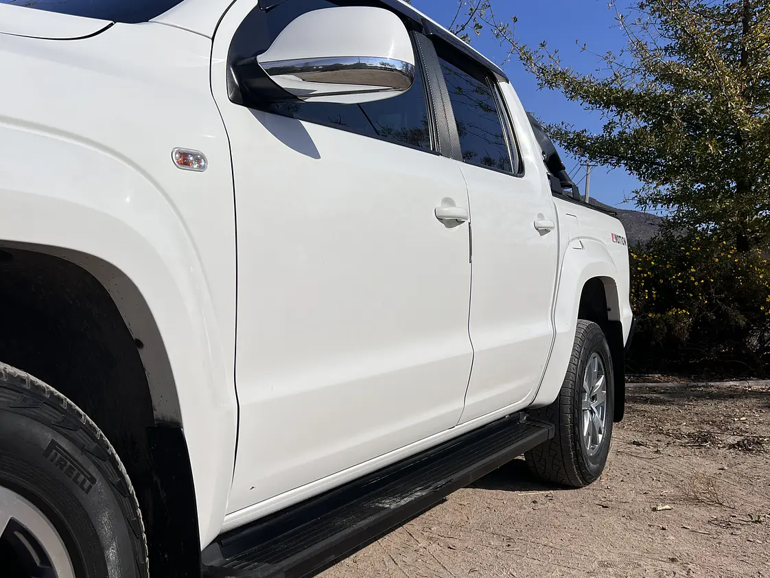 Volkswagen Amarok 4x4 TDI 2.0 / Año 2018 13