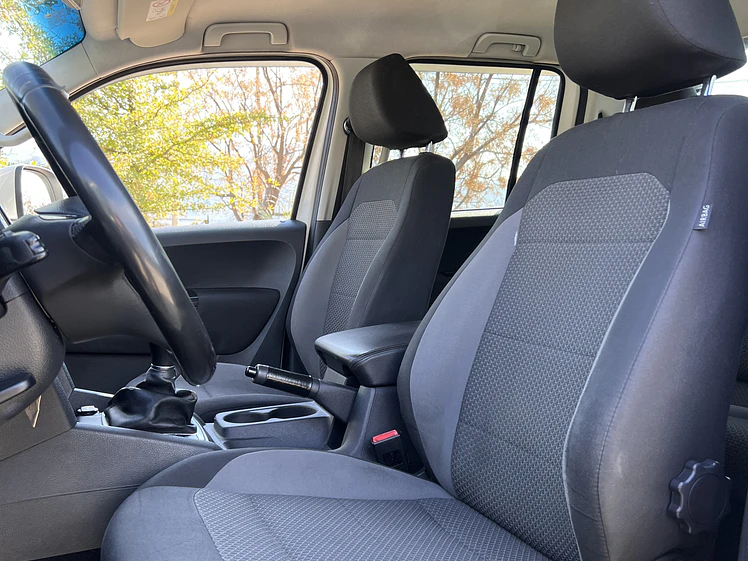 Volkswagen Amarok 4x4 TDI 2.0 / Año 2018 16