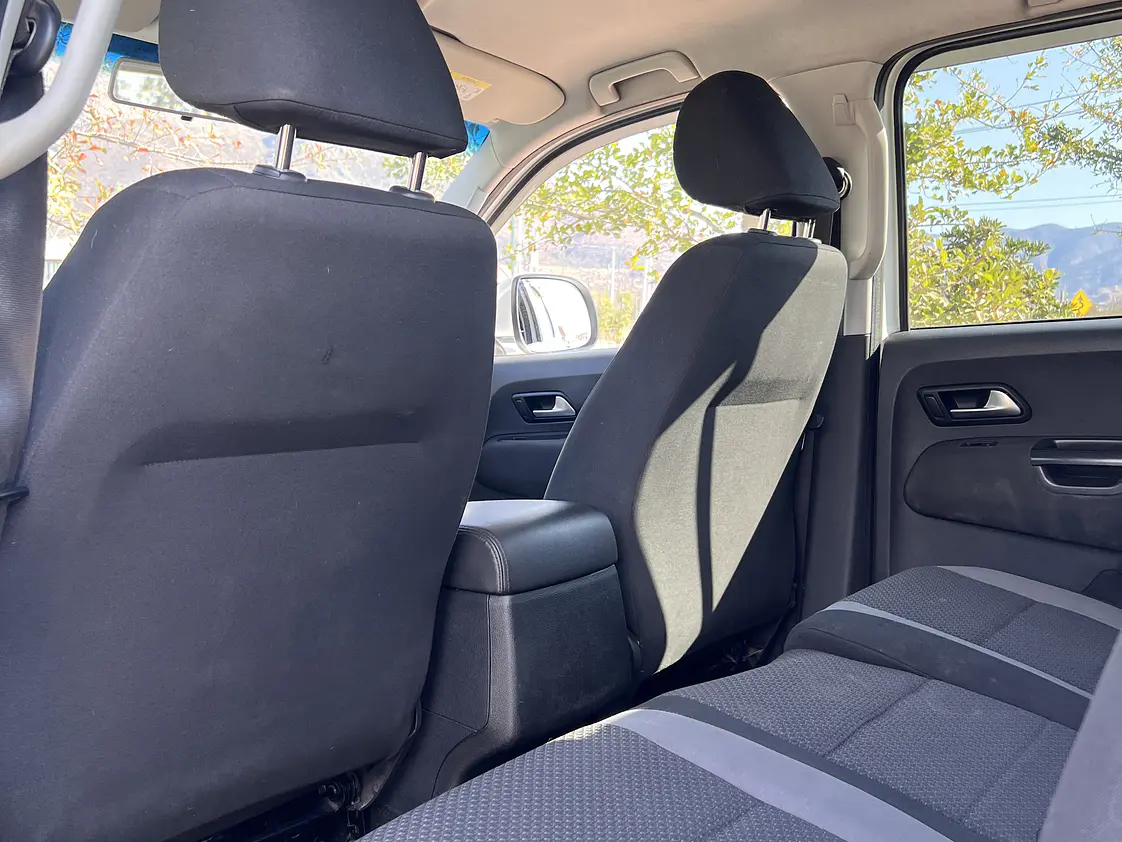 Volkswagen Amarok 4x4 TDI 2.0 / Año 2018 19