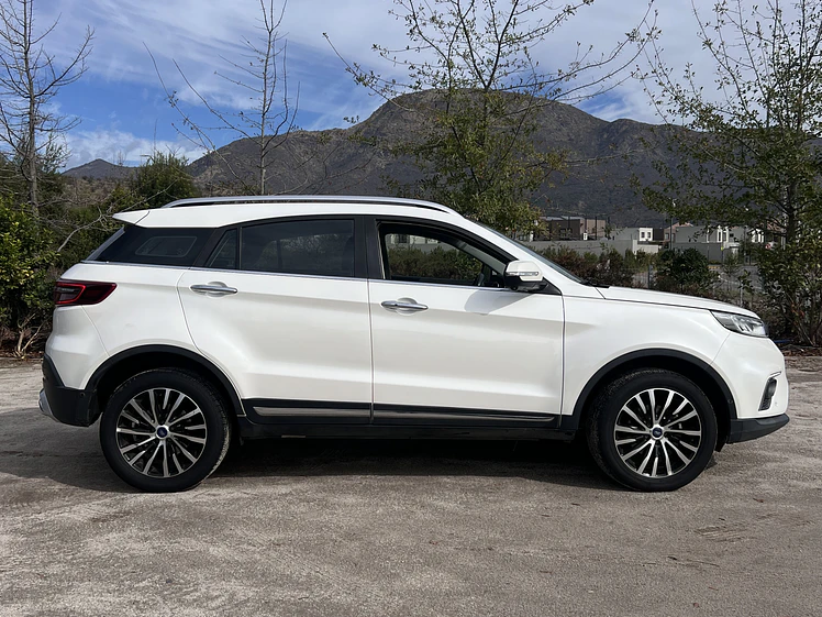 Ford Territory Titanium / Año 2022 5