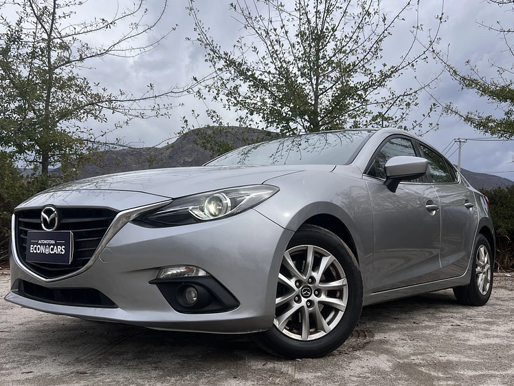 Mazda 3 Sedan Automatico / Año 2015 1