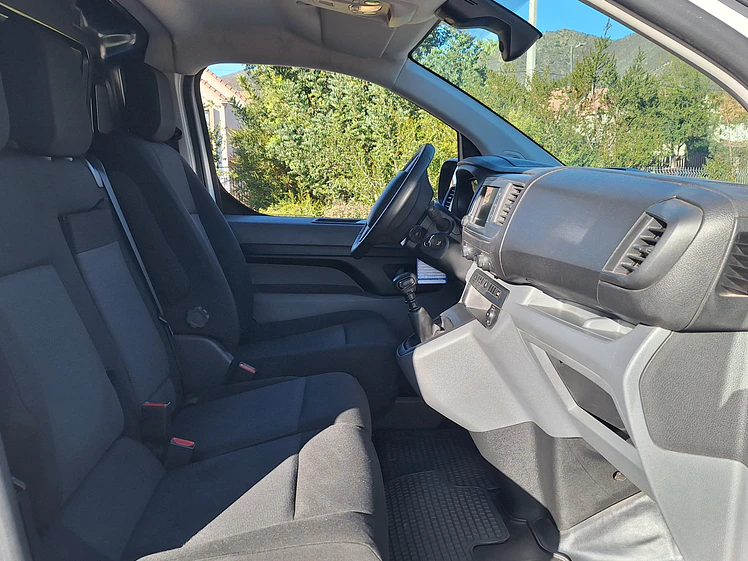 Peugeot Expert 2.0 Premium Diesel / Año 2023 8