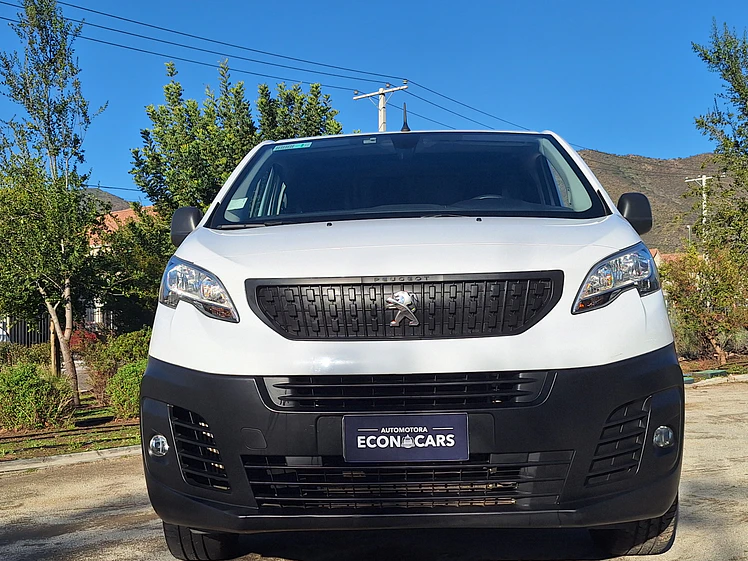 Peugeot Expert 2.0 Premium Diesel / Año 2023 14