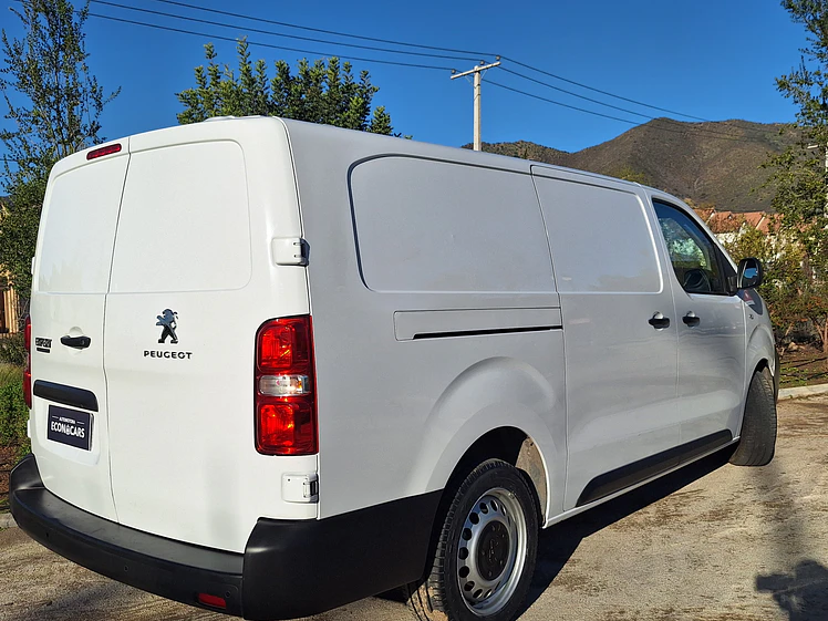 Peugeot Expert 2.0 Premium Diesel / Año 2023 21
