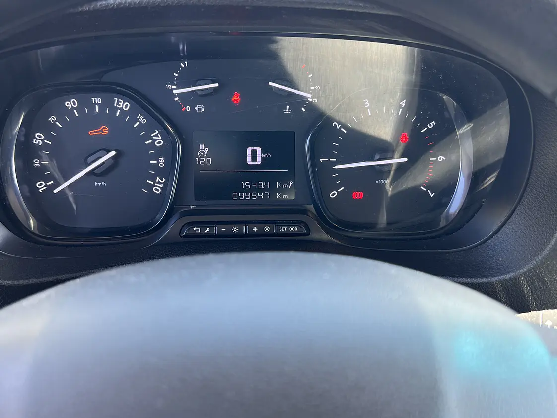 Peugeot Expert 2.0 L3 / Año 2023 15