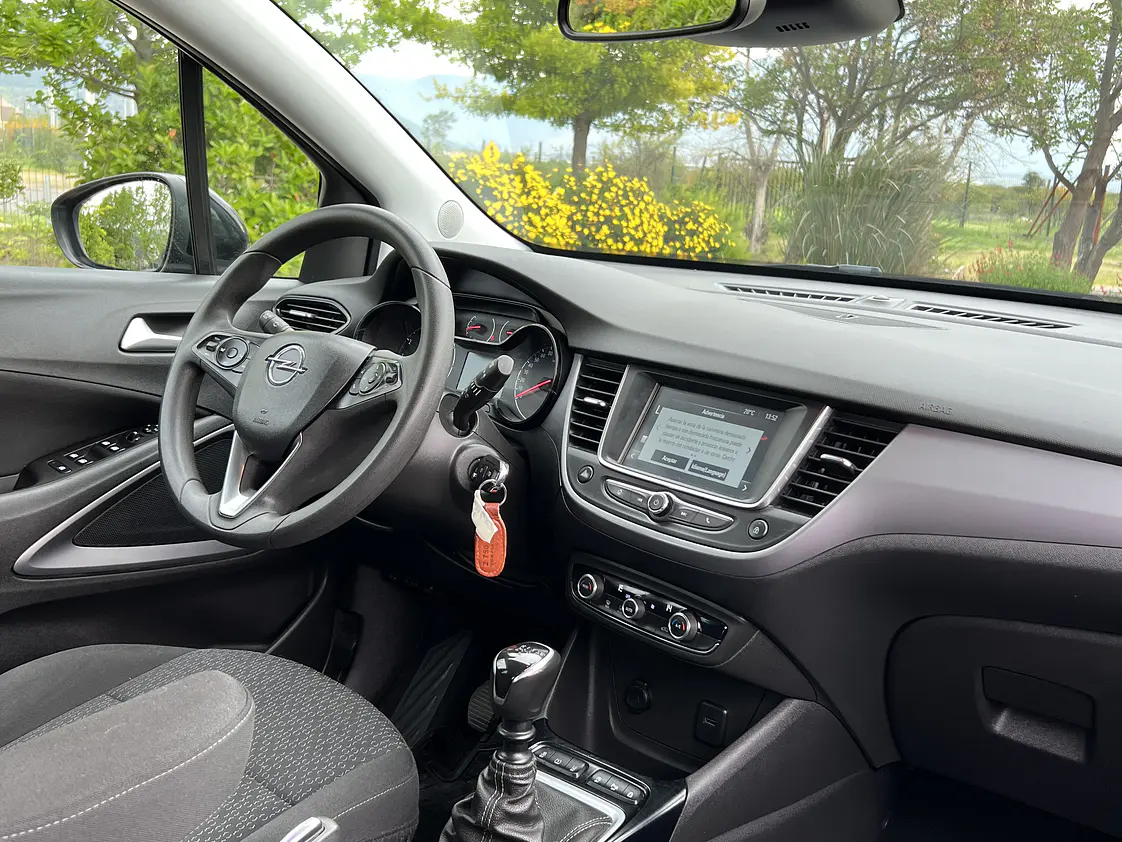Opel Crossland X Diesel / Año 2021 21