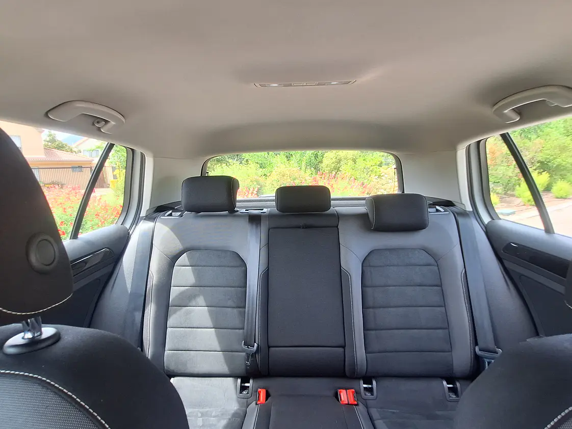 Volkswagen Golf 1.4 Automatico Highline / Año 2021 18