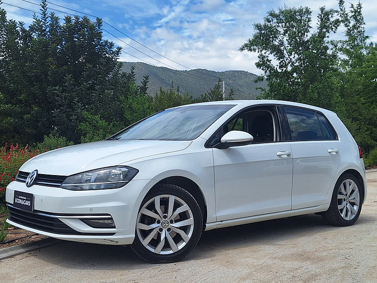 Volkswagen Golf 1.4 Automatico Highline / Año 2021 6