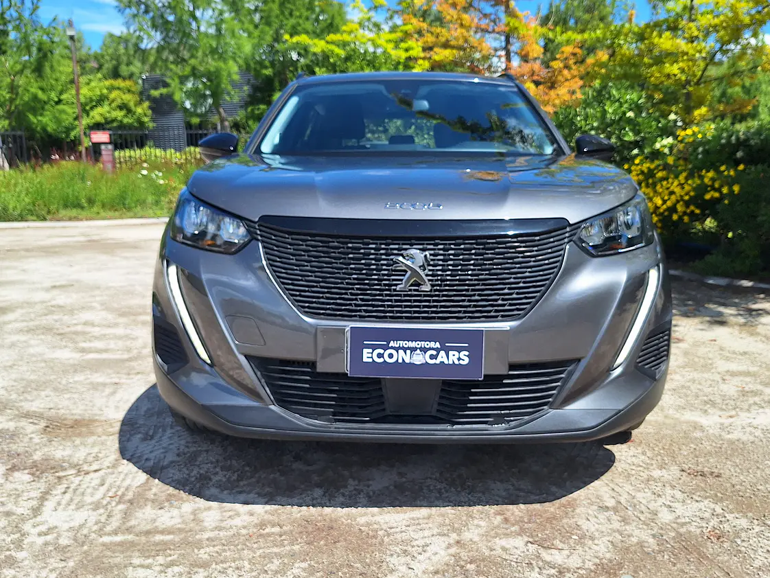 Peugeot 2008 Active 1.2L / Año 2022 7