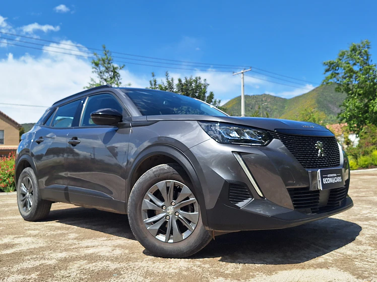 Peugeot 2008 Active 1.2L / Año 2022 9