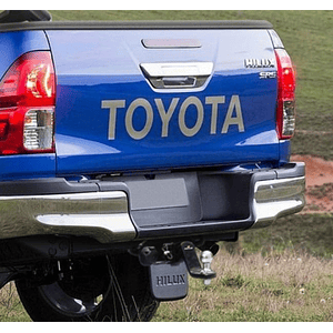 ENGANCHE DE REMOLQUE TOYOTA HILUX REVO 2016/2025
