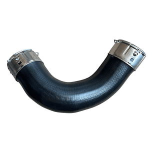 MANGUERA DE ENTRADA AL INTERCOOLER TOYOTA HILUX 2.4 Y 2.8 2016/2021