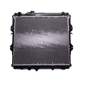 RADIADOR TOYOTA HILUX REVO 2.4 2.8 2016/2023 CAJA MECANICA - 26 MM