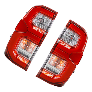 SET FAROLES TRASEROS DERECHO/IZQUIERDO TOYOTA HILUX REVO 2021/2025 - LED
