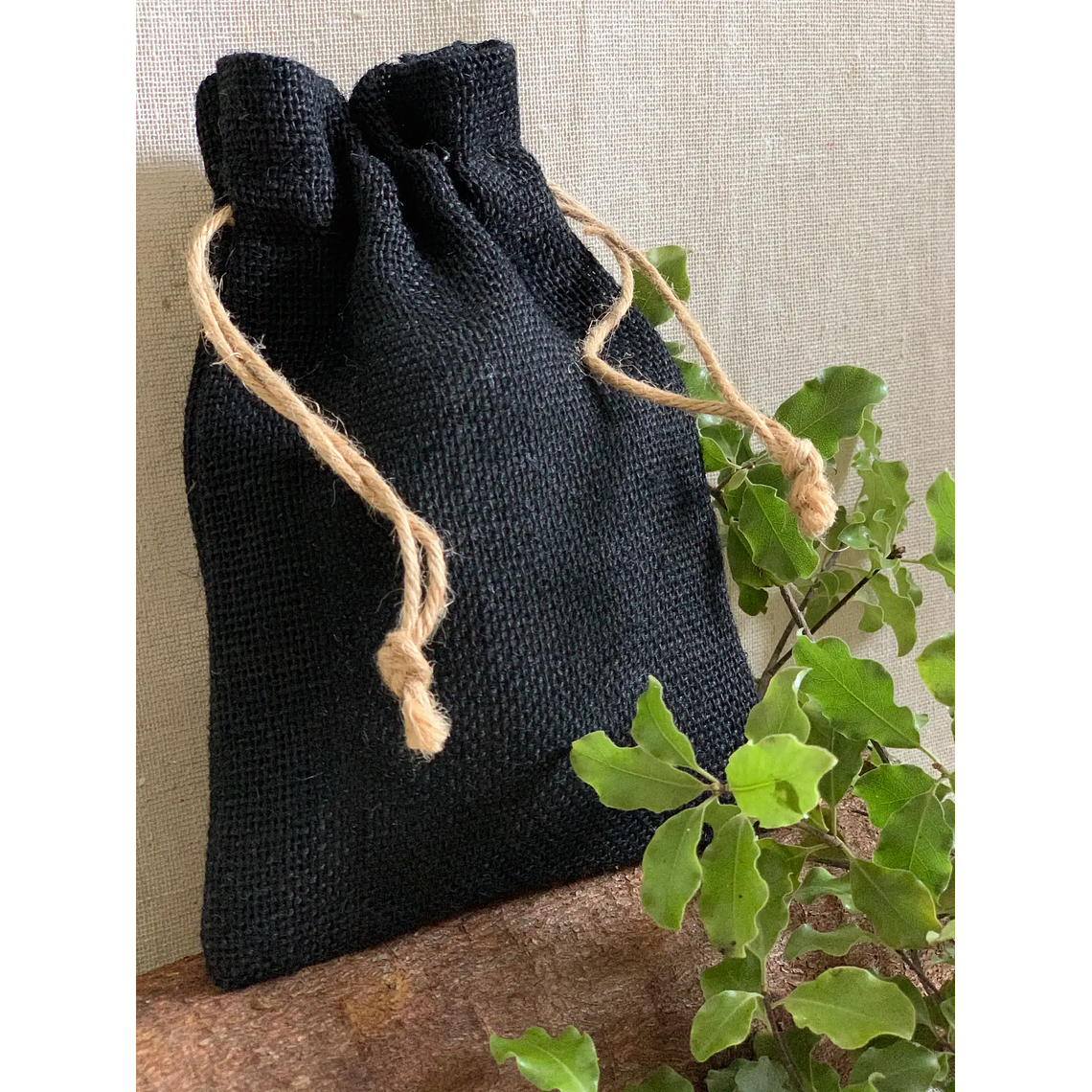 Saco de yute 14 x 19 cm en colores 4