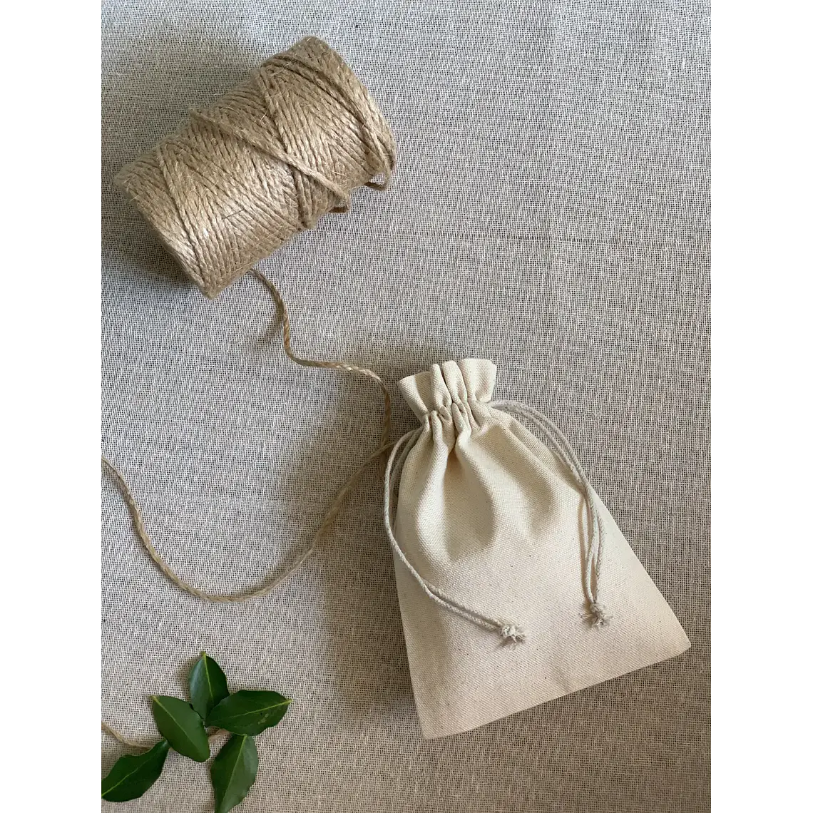 Saco de algodón 14 x 19 cm 6 onzas – Natural – Pack de 25 unidades 2