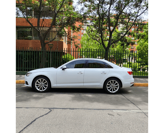 Audi A4 1.4 TFSI DESIGN AT 2019