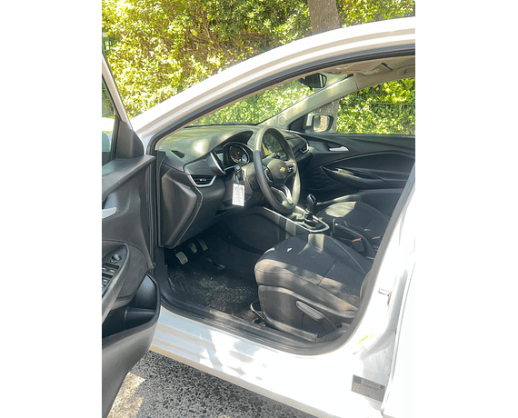 ✨🚘 CHEVROLET ONIX II LT 1.0 