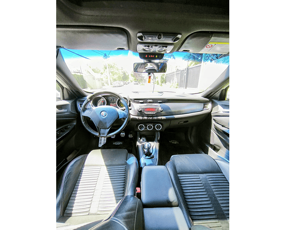 ✨🚗 ALFA ROMEO GIULIETTA 1.8 TB QUADRIFOGLIO 4X2 MT