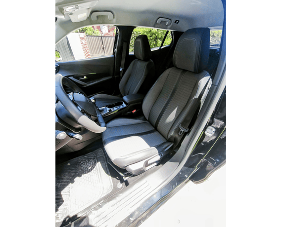 PEUGEOT 2008 1.2 Año 2022