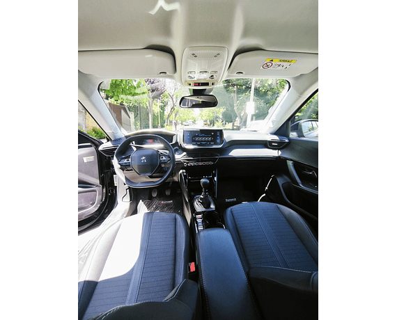 PEUGEOT 2008 1.2 Año 2022