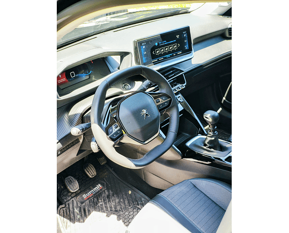 PEUGEOT 2008 1.2 Año 2022