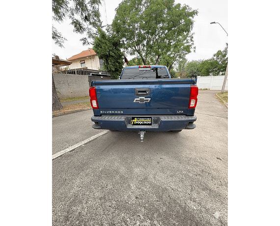 CHEVROLET SILVERADO LTZ 5.3
