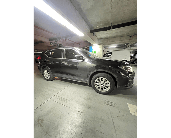 NISSAN X-TRAIL 2.5 AUT. 