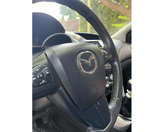 MAZDA BT-50 2.5 4x4 MT