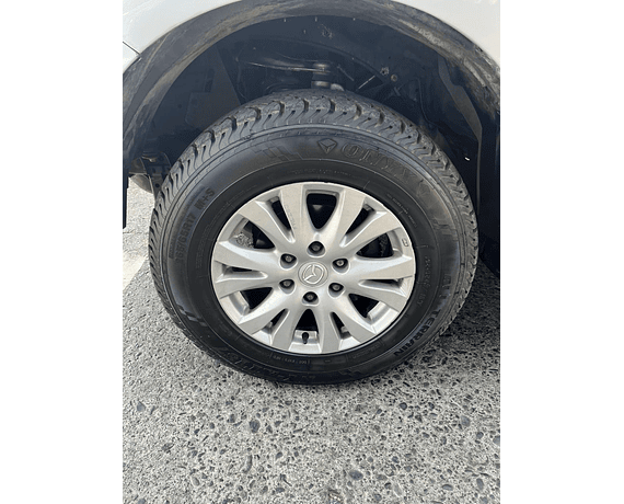 MAZDA BT-50 2.5 4x4 MT