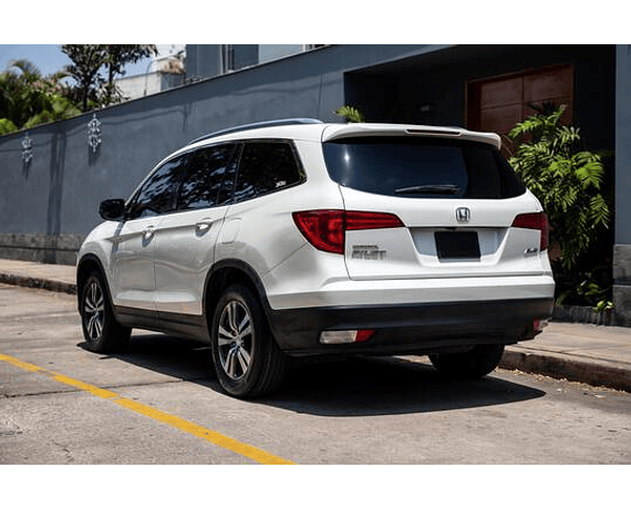 HONDA PILOT TOURING 4WD 3.5