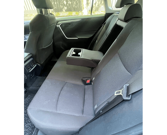 TOYOTA RAV4 2.0 AUTOMÁTICA 2024