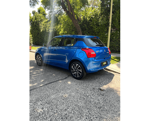 SUZUKI SWIFT GLX 1.0 MT