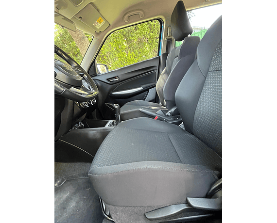 SUZUKI SWIFT GLX 1.0 MT