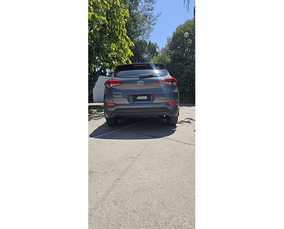 HYUNDAI Tucson 