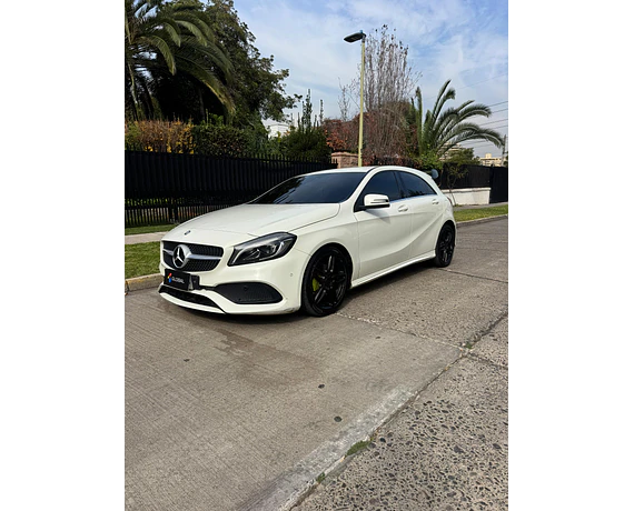 Mercedes benz A 200 2016