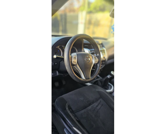 Nissan np 300 2018
