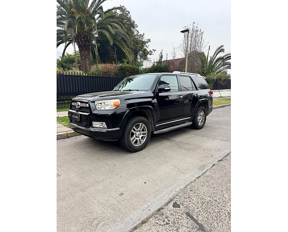 TOYOTA 4 RUNNER 2013