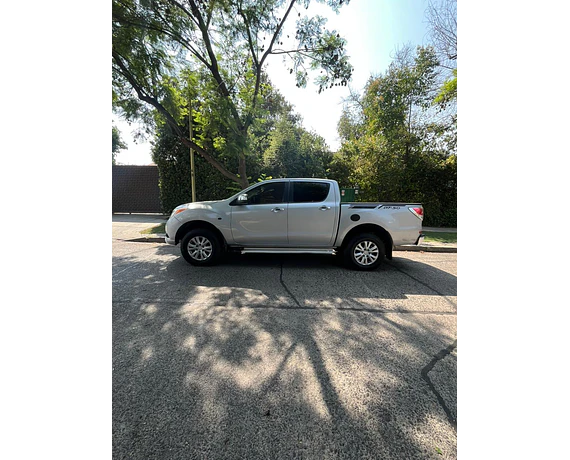 Mazda  Bt-50  2013
