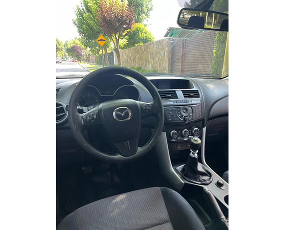 Mazda  Bt-50  2013