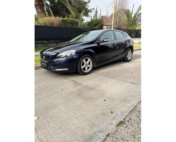Volvo V 40 2.0 2016