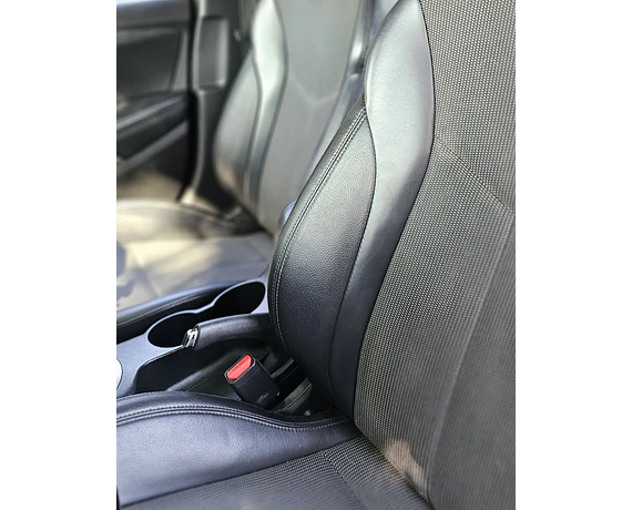 HYUNDAI VELOSTER GLS 1.6 2014