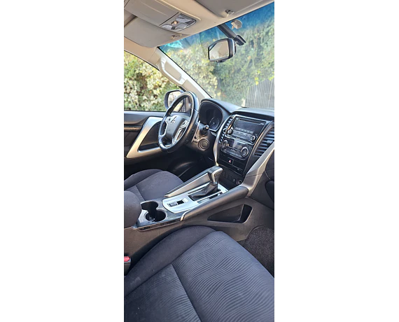 MITSUBISHI MONTERO SPORT 3.0 2019