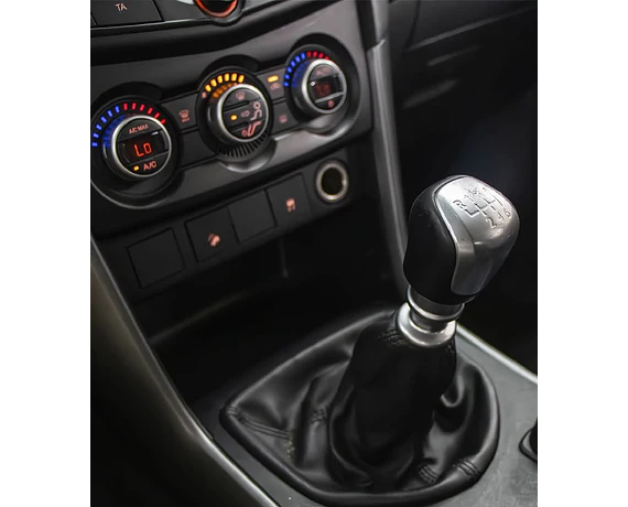 MAZDA  BT50 2021