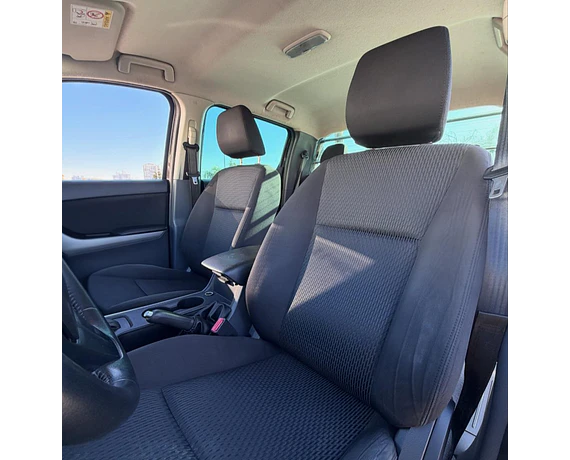 MAZDA  BT50 2021