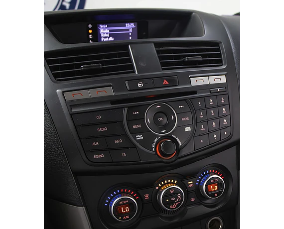 MAZDA  BT50 2021
