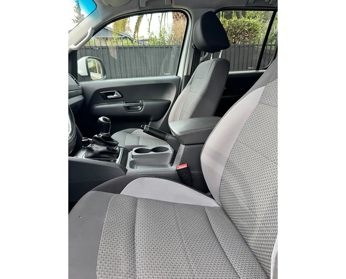 Volkswagen Amarok — foto 28 de 40