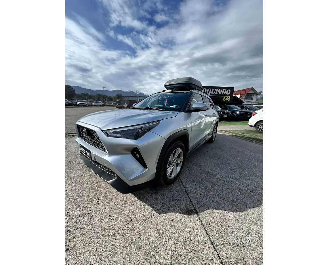 Toyota Yaris Cross — foto 2 de 28