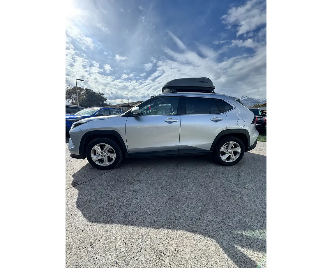 Toyota Yaris Cross — foto 10 de 28