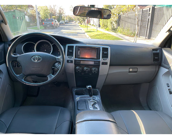 Toyota 4runner SR5 2009